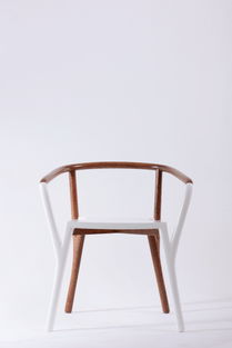 手機(jī)版Y腿堆疊椅 技術(shù)開發(fā)與銷售新標(biāo)桿，榮膺印尼家具設(shè)計獎